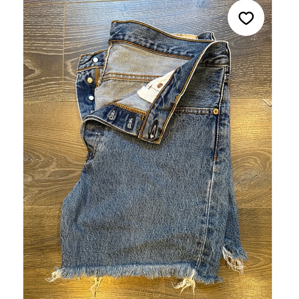 Vintage 501 LEVI cut off shorts